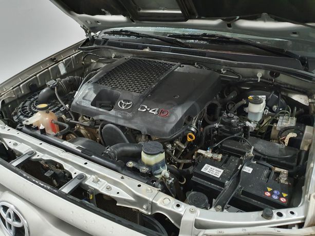 Toyota Hilux 3.0 D-4D · Ano 2007