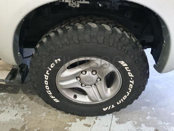 Toyota Hilux 3.0 D-4D · Ano 2007