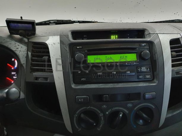 Toyota Hilux 3.0 D-4D · Ano 2007