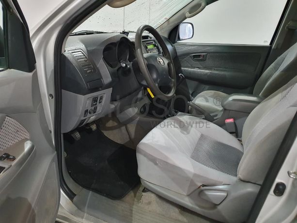Toyota Hilux 3.0 D-4D · Ano 2007
