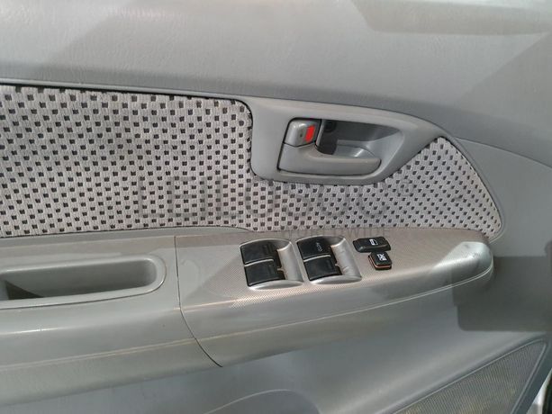 Toyota Hilux 3.0 D-4D · Ano 2007