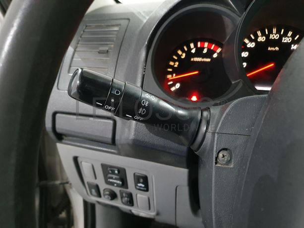 Toyota Hilux 3.0 D-4D · Ano 2007