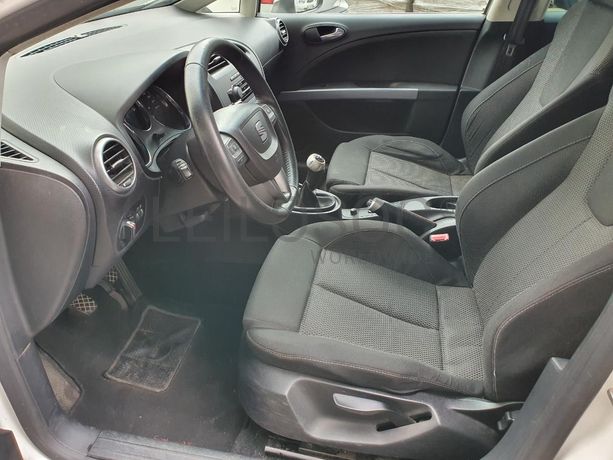 Seat Leon 1.9 TDI · Ano 2010