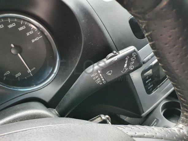 Seat Leon 1.9 TDI · Ano 2010