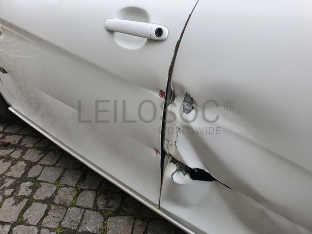 Seat Leon 1.9 TDI · Ano 2010