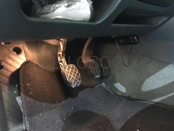 Audi A4 1.9 TDI · Ano 2000