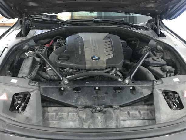 BMW 750 LD X-Drive · Ano 2013