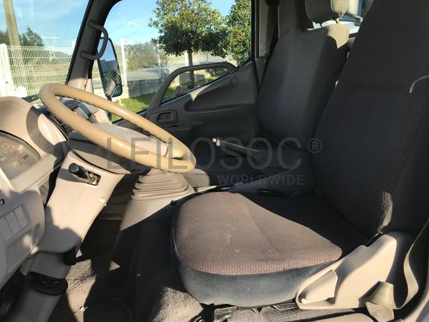 Toyota Dyna 2.5 D4D · Ano 2005