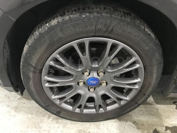 Ford Focus 1.6TDCI · Ano 2011