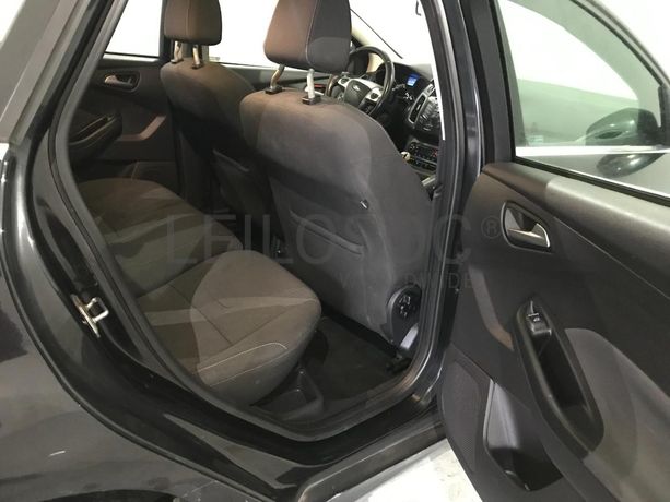 Ford Focus 1.6TDCI · Ano 2011