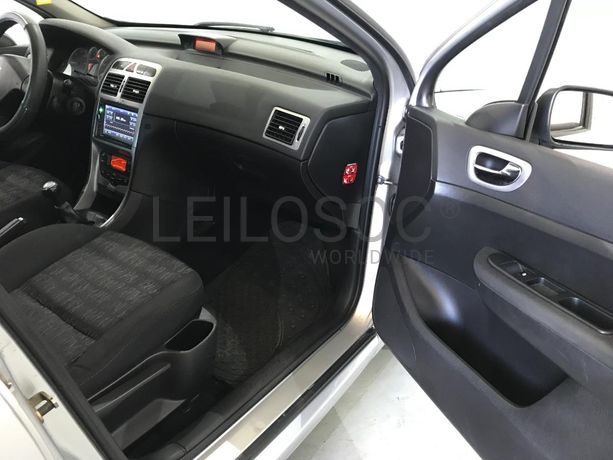 Peugeot 307 1.4 HDI · Ano 2005