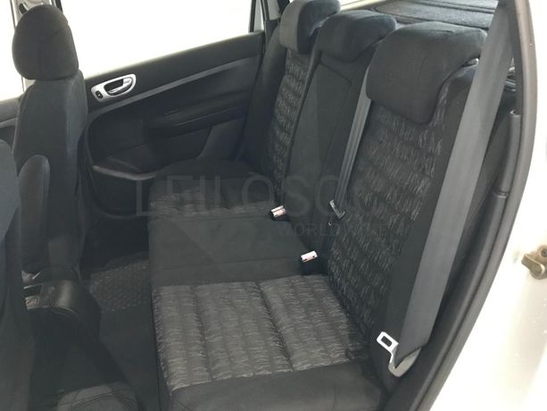 Peugeot 307 1.4 HDI · Ano 2005