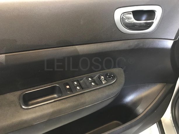 Peugeot 307 1.4 HDI · Ano 2005