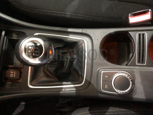 Mercedes-Benz Classe A 200 CDI· Ano 2014