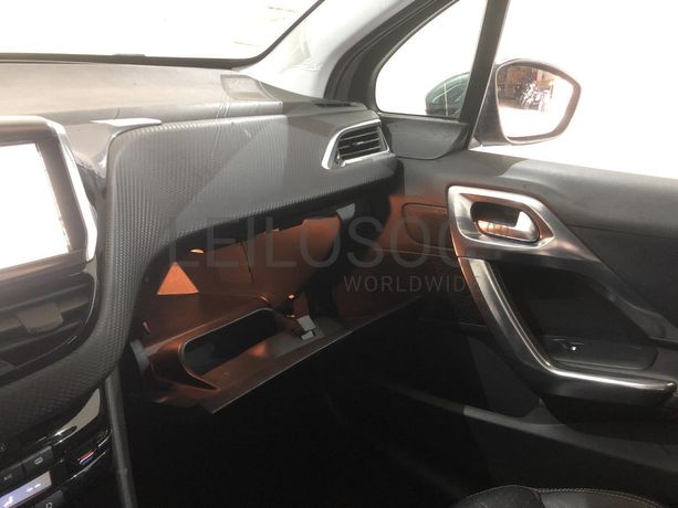 Peugeot 2008 1.6HDI · Ano 2014