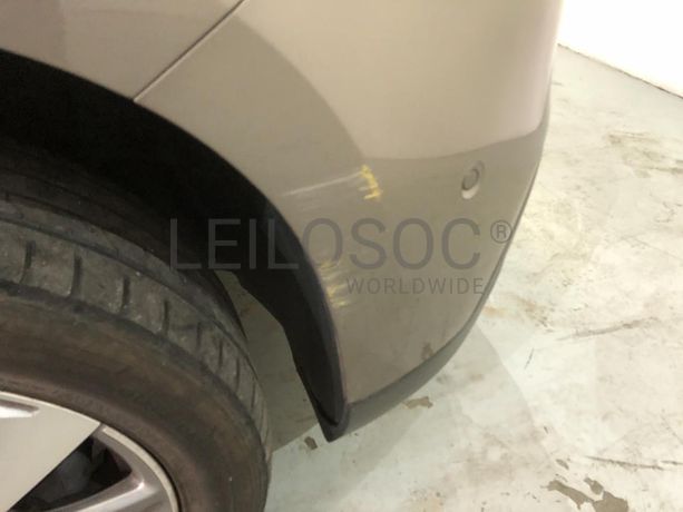 Peugeot 2008 1.6HDI · Ano 2014