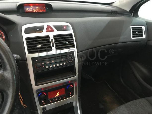 Peugeot 307 SW 1.6 HDI · Ano 2006