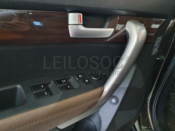 Kia Sorento 2.2 CRDI · Ano 2013
