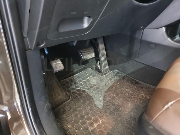 Kia Sorento 2.2 CRDI · Ano 2013