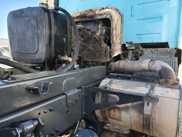 Volvo FH12 380 (8x4) Basculante · Ano 1998