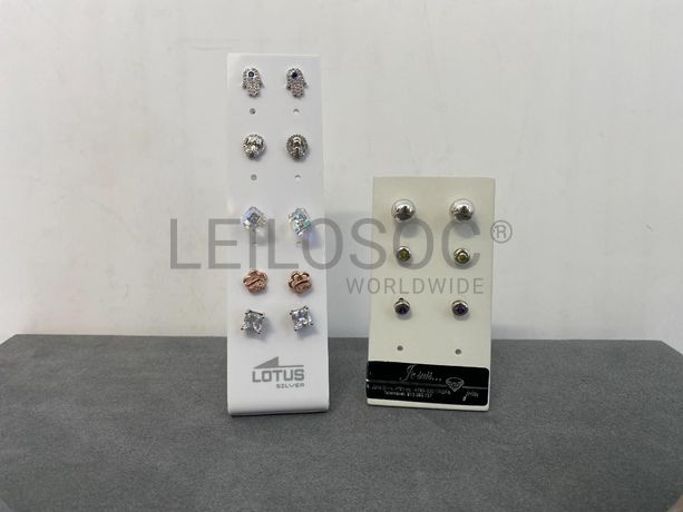 Brincos em prata e outros materiais