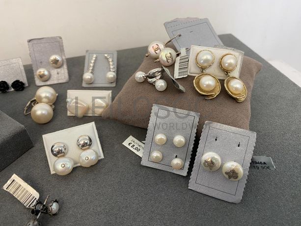 Brincos em prata e outros materiais