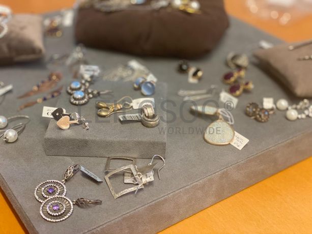 Brincos em prata e outros materiais