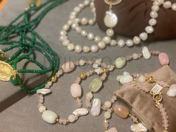 Fios de Prata e Outros Materiais