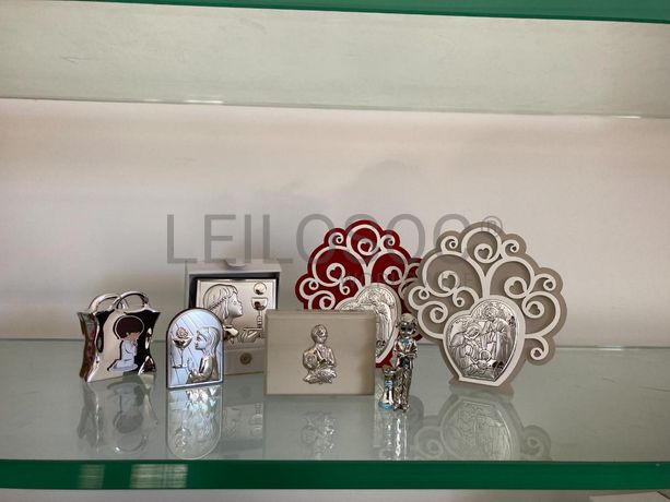 Placas e bibelots + Livros com Terço + Conchas de Batismo + Caixas em prata
