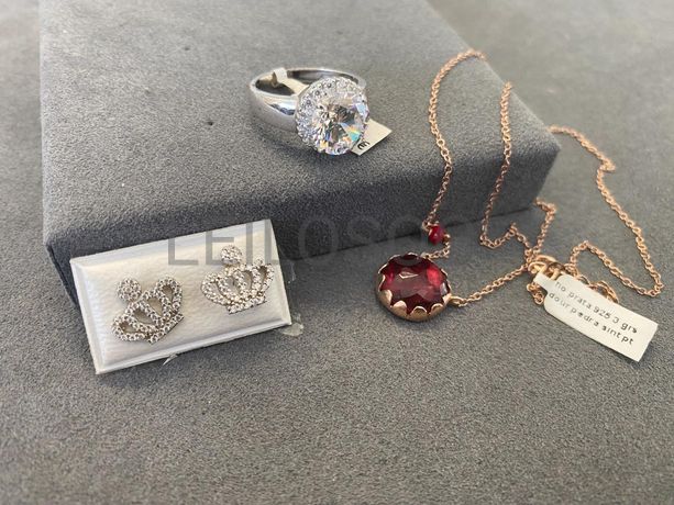 Par de brincos + Anel em prata + Colar em Prata