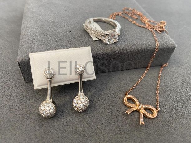 Par de brincos + Anel em prata + Colar em Prata