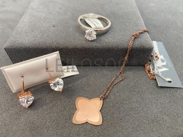 Par de brincos + Anel em prata + Colar em Prata