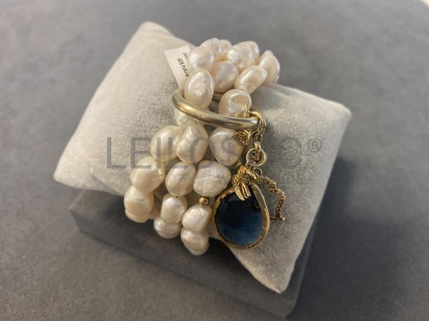 Pulseiras em prata e outros materiais