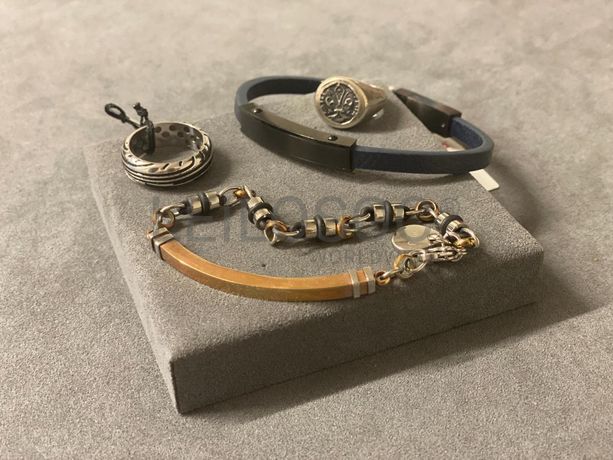 Pulseiras + Anel em prata e outros materiais