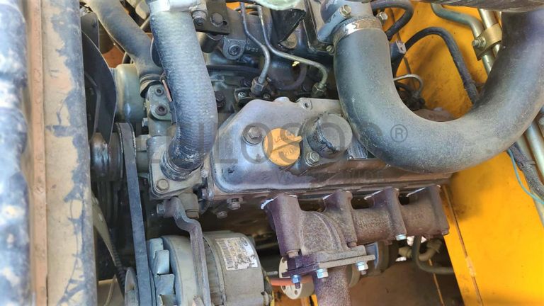 Mini Pá Carregadora Ausa Mustang 2040