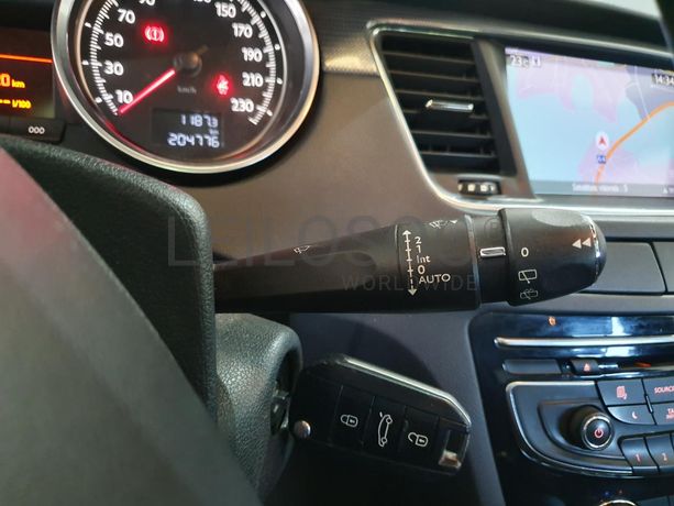Peugeot 508 SW 1.6 HDI · Ano 2012