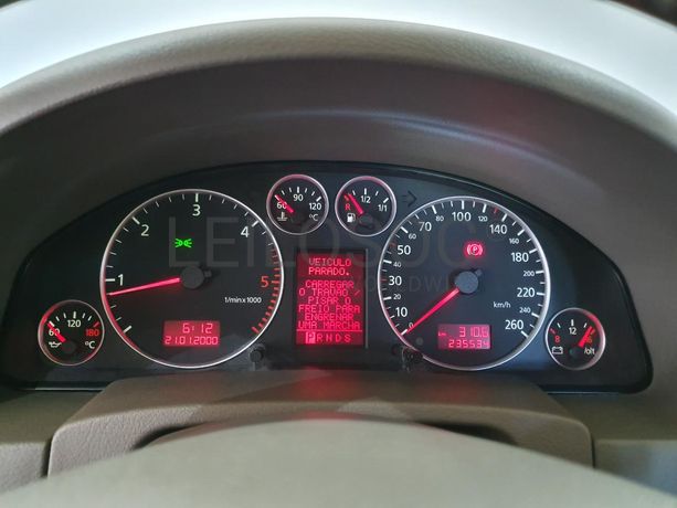 Audi Allroad Quattro 2.5 TDI · Ano 2005