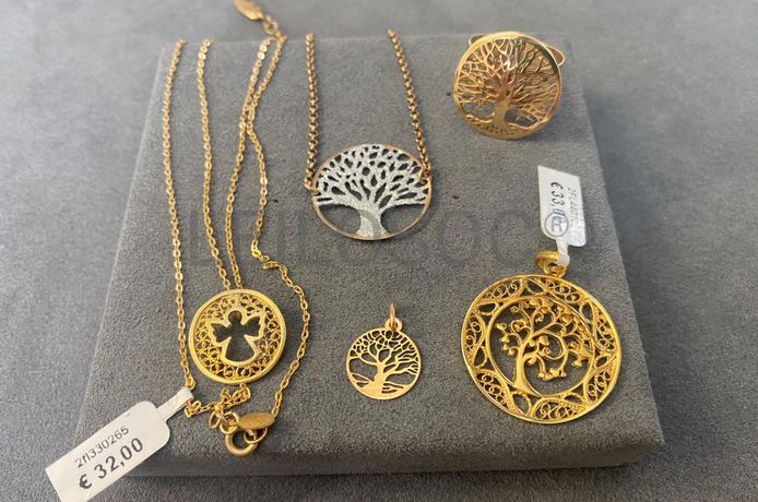 Colares + Pulseira + Anel + Medalha em Filigrana