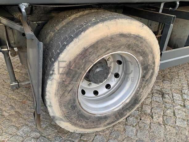 DAF CF 75.360 Tribasculante com Grua · Ano 2007