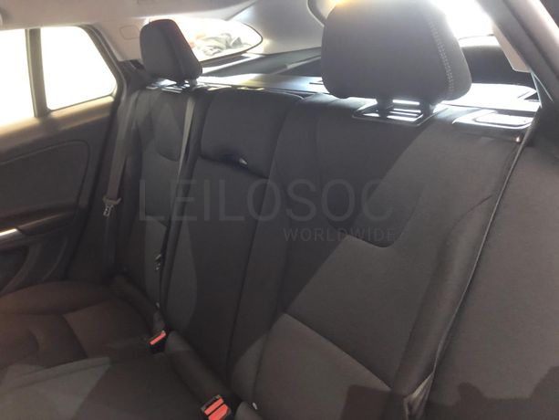 Volvo V60 · Ano 2016