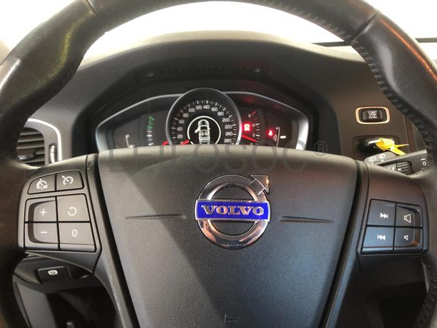 Volvo V60 · Ano 2016