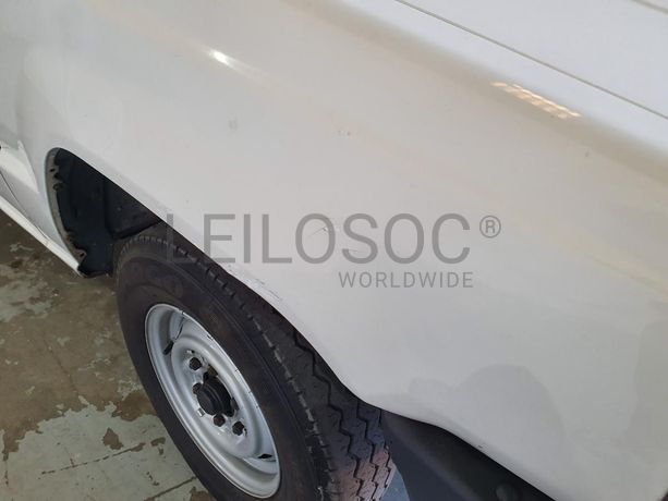 Mitsubishi L200 pick-up 2.5D · Ano 1991