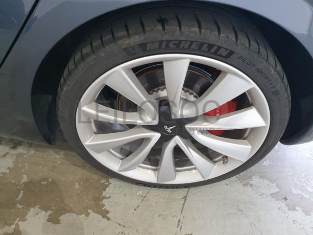 Tesla Model 3 Elétrico · Ano 2020