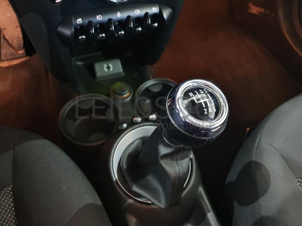 Mini Clubman 1.6 D · Ano 2013