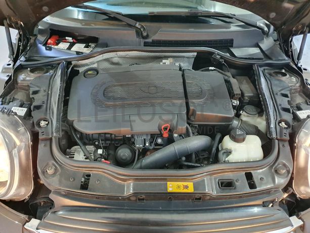 Mini Clubman 1.6 D · Ano 2013