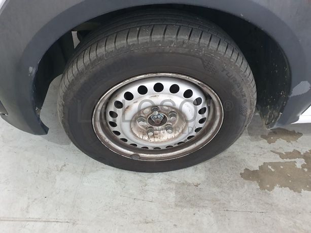 Ford Transit Connect 1.8 TDCI · Ano 2009