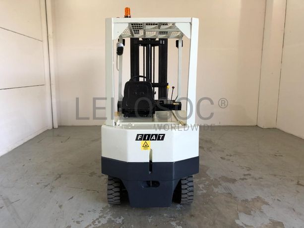 Empilhador Elétrico Fiat E25N · 2500KG