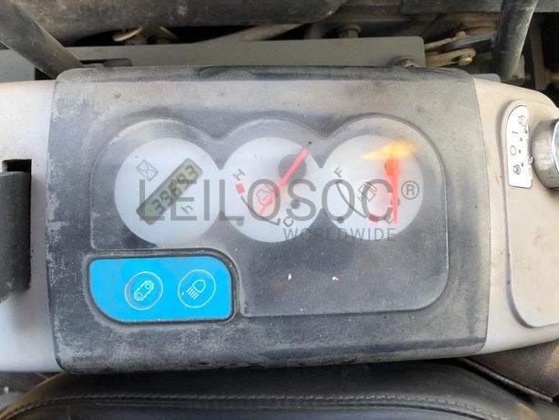 Mini Giratória Rastos Komatsu PC35MR-2