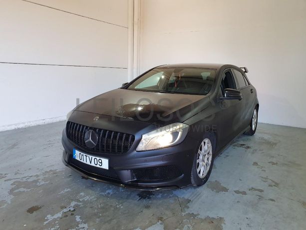 Mercedes-Benz A 180 · Ano 2013