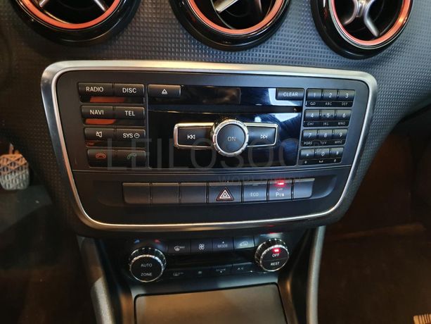 Mercedes-Benz A 180 · Ano 2013